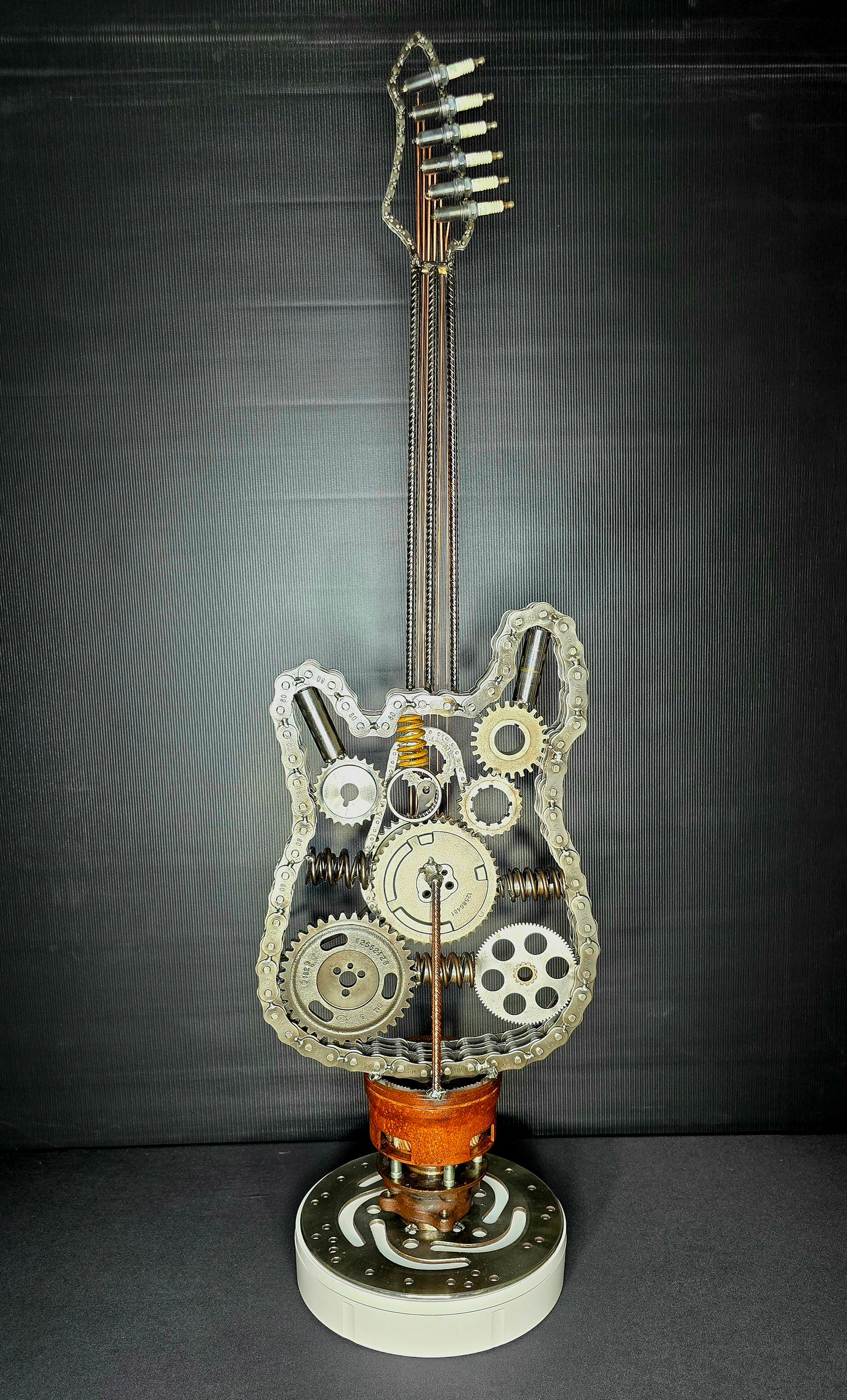Wired to Rock (Gallery-only)