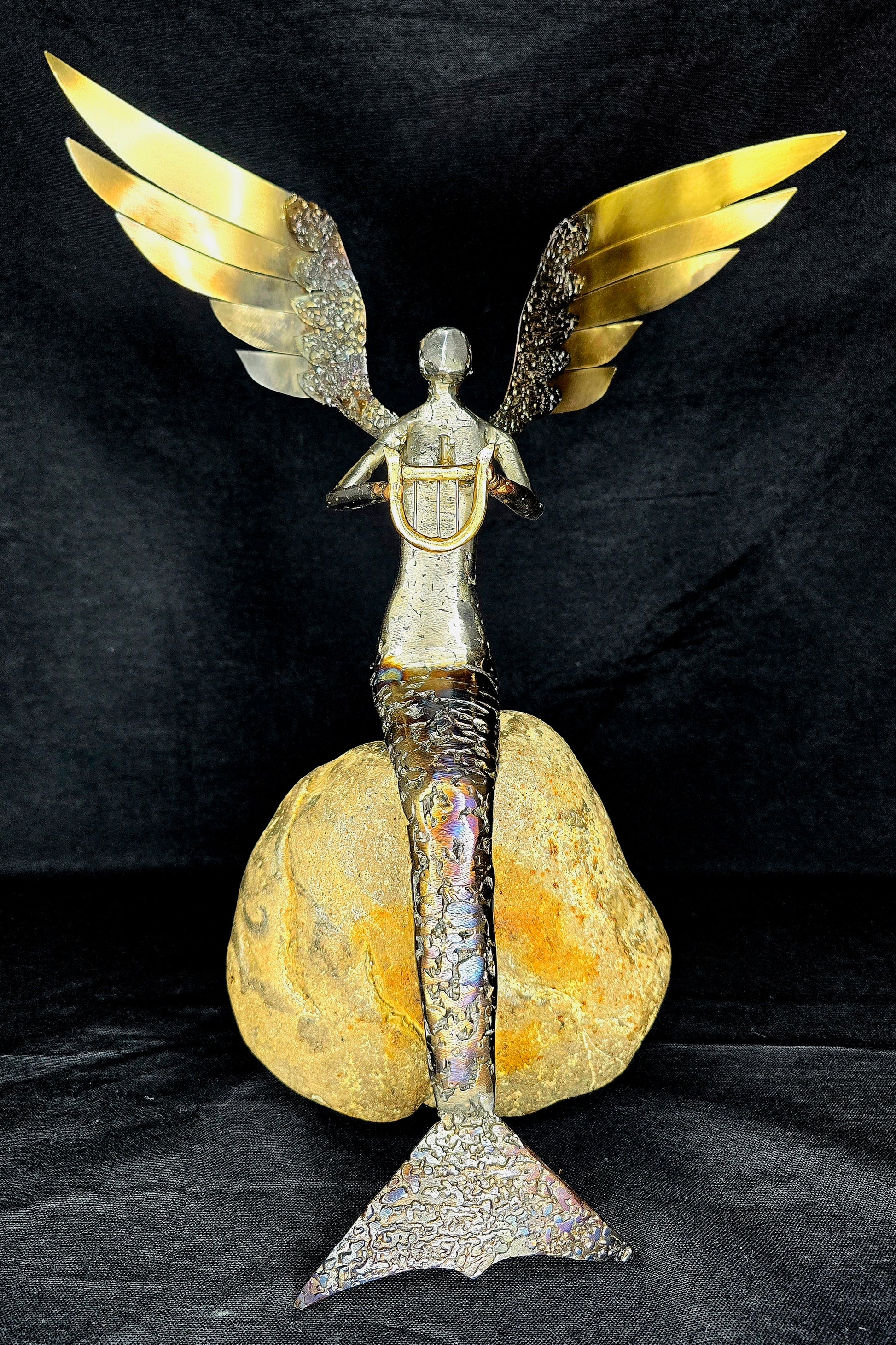 Handcrafted mythological metal siren sculpture inspired by the search for Persephone, made from reclaimed steel by Enrique Del Angel.